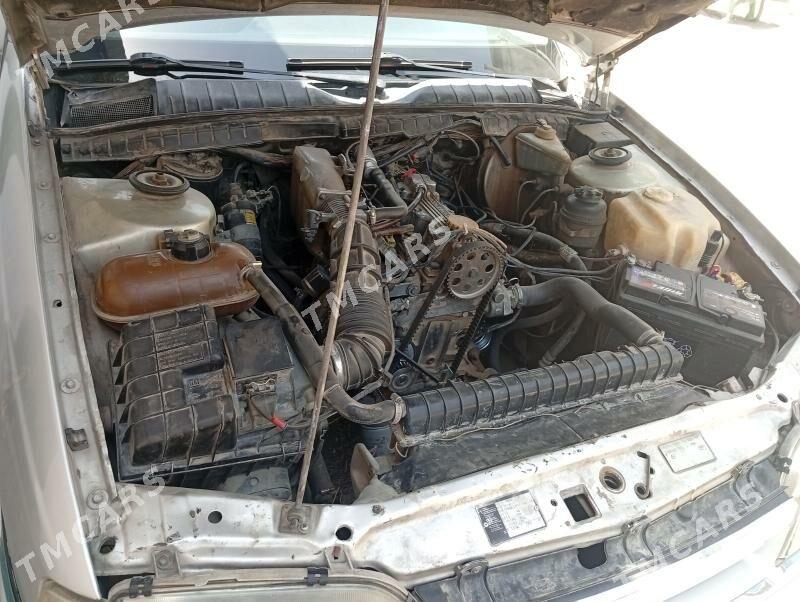 Opel Omega 1992 - 25 000 TMT - Ýalkym - img 3