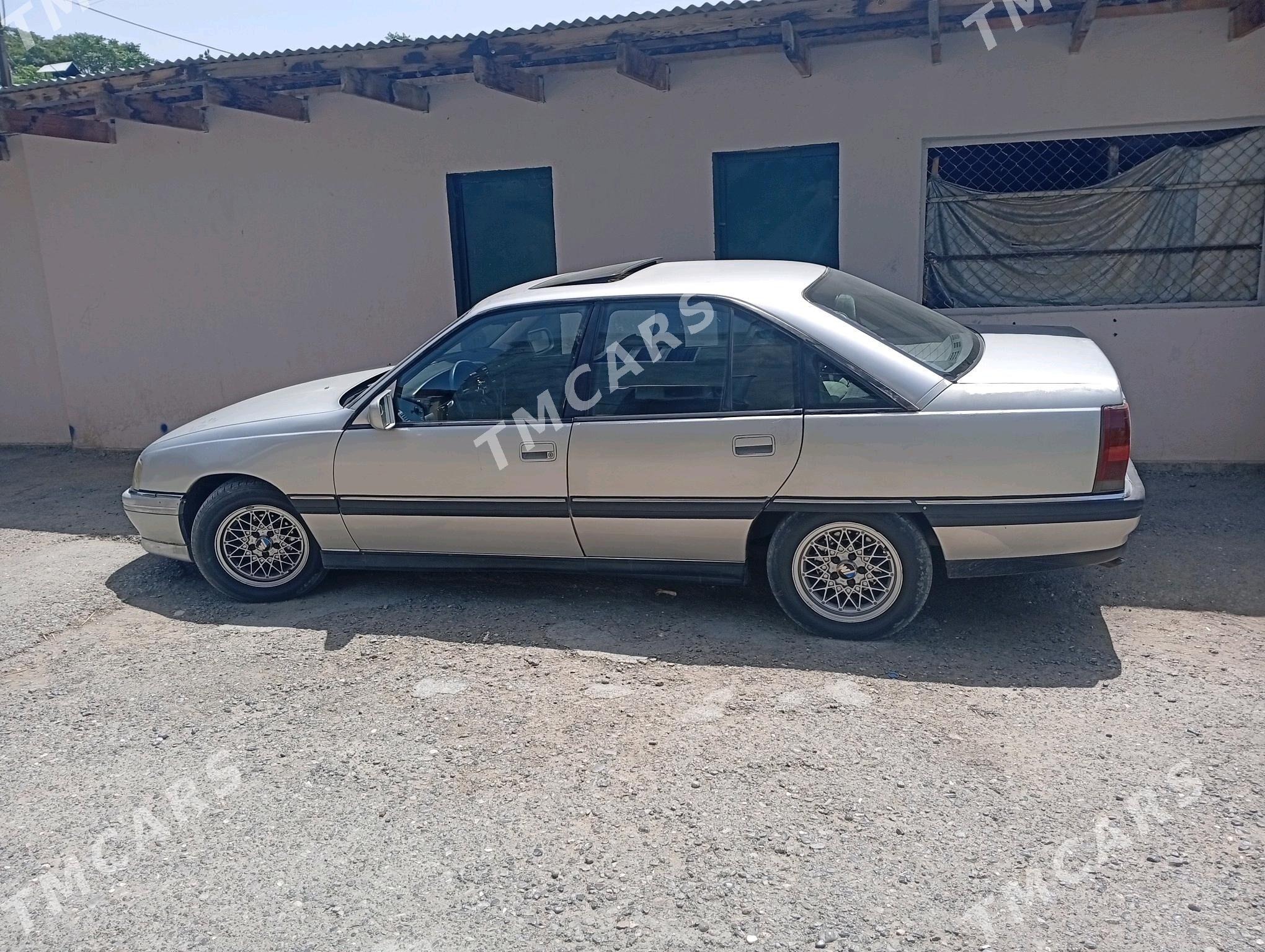 Opel Omega 1992 - 25 000 TMT - Ýalkym - img 9