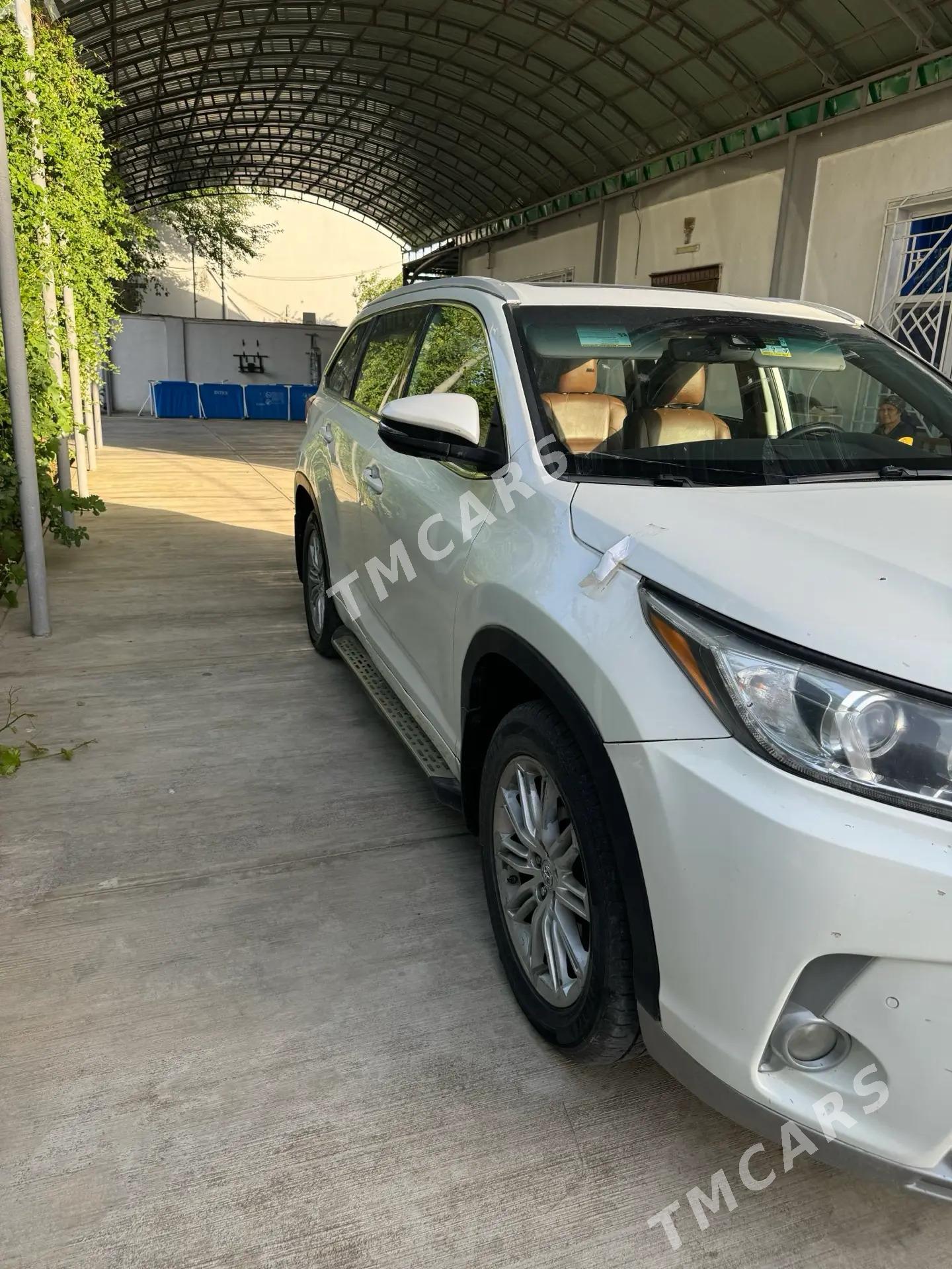 Toyota Highlander 2017 - 490 000 TMT - 8 mkr - img 3