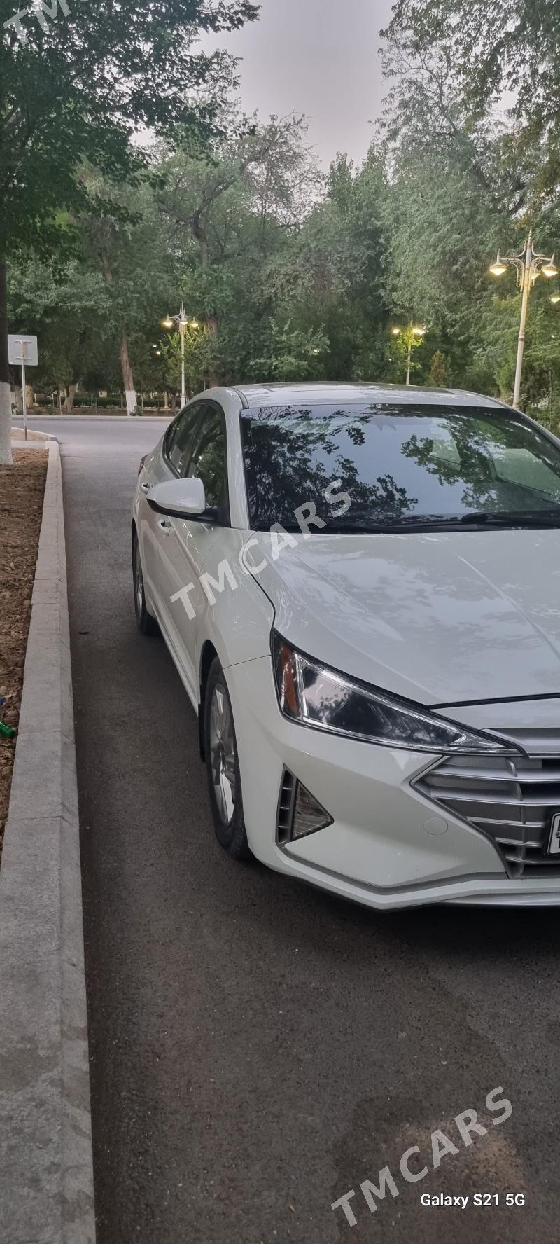 Hyundai Elantra 2020 - 210 000 TMT - Parahat 8 - img 3