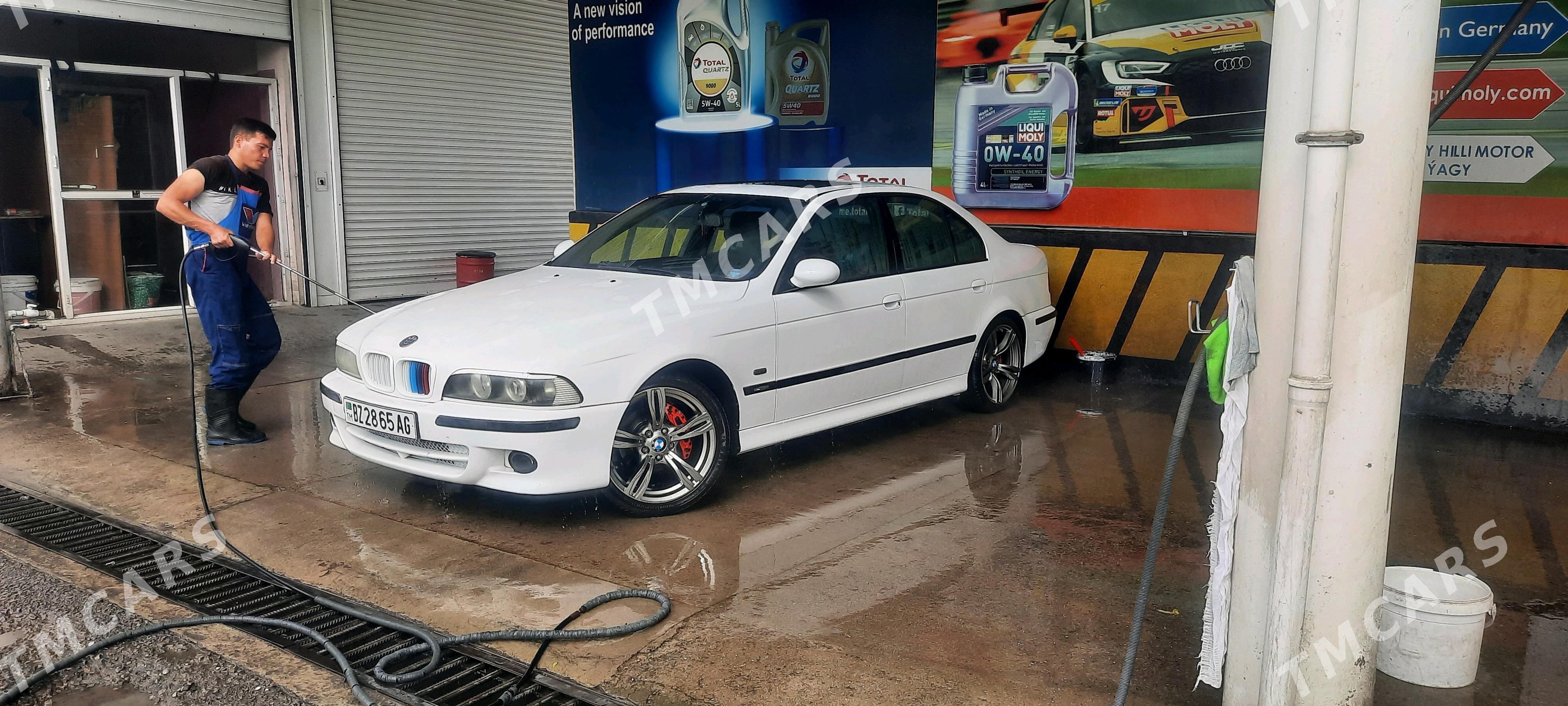BMW E39 2003 - 125 000 TMT - Büzmeýin - img 5