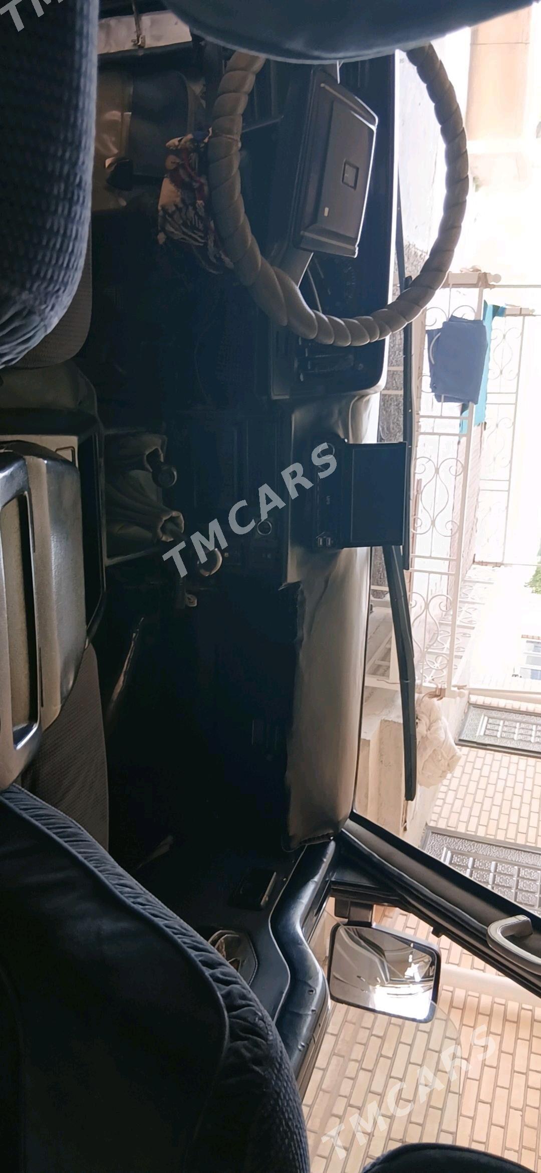 Toyota Hiace 1989 - 60 000 TMT - Mary - img 6