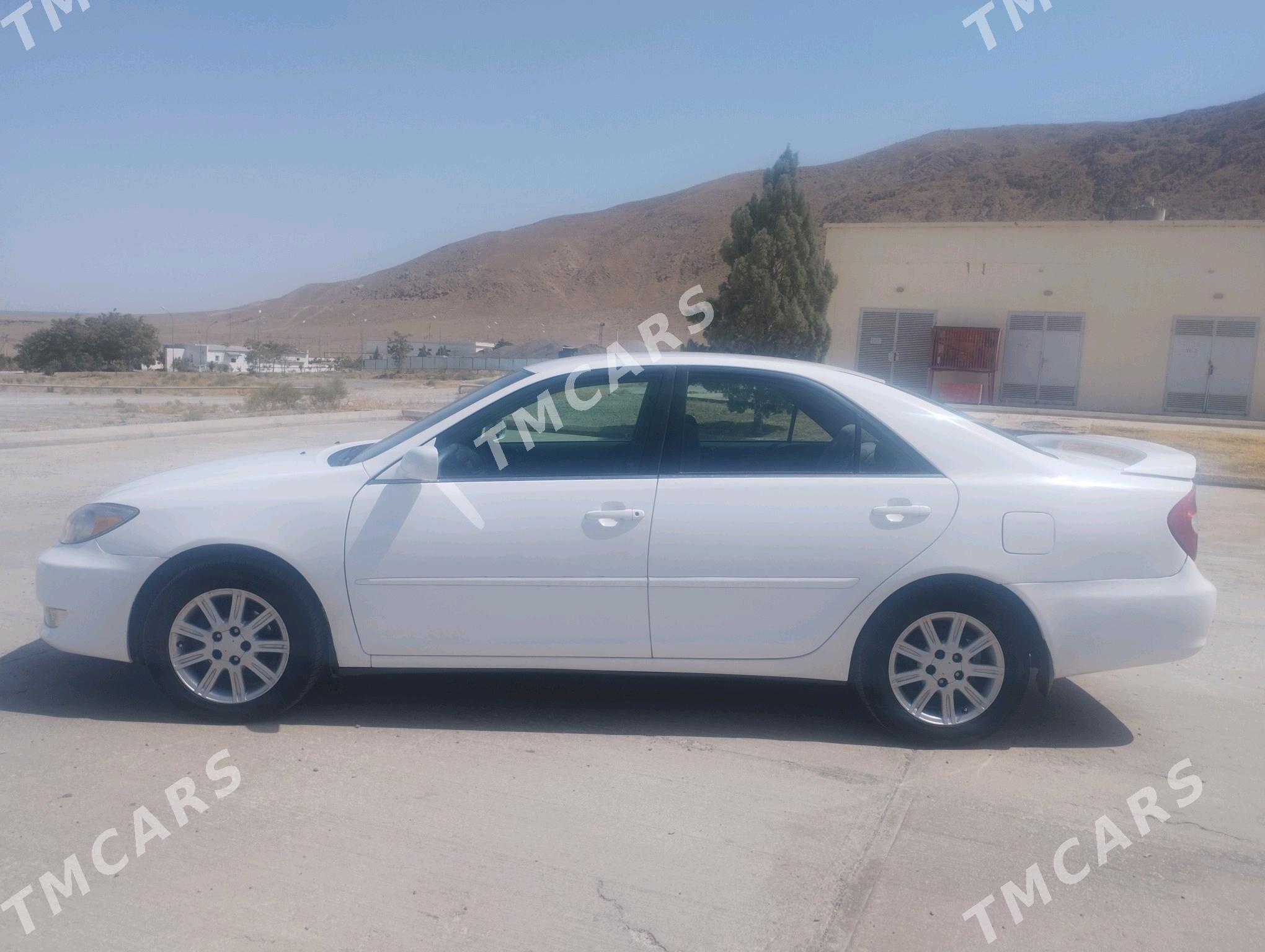 Toyota Camry 2003 - 135 000 TMT - Бахарден - img 3