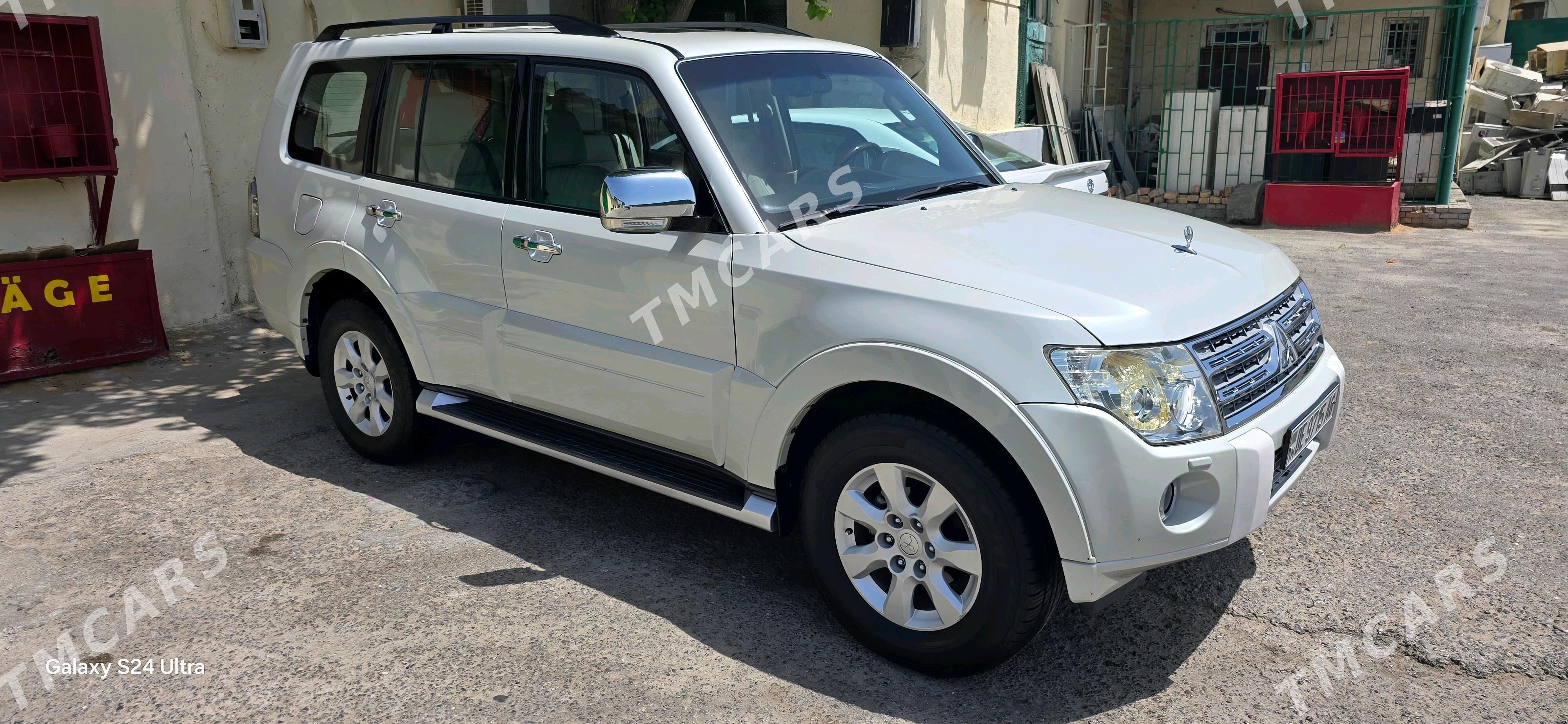 Mitsubishi Pajero 2011 - 300 000 TMT - 4 mkr - img 4