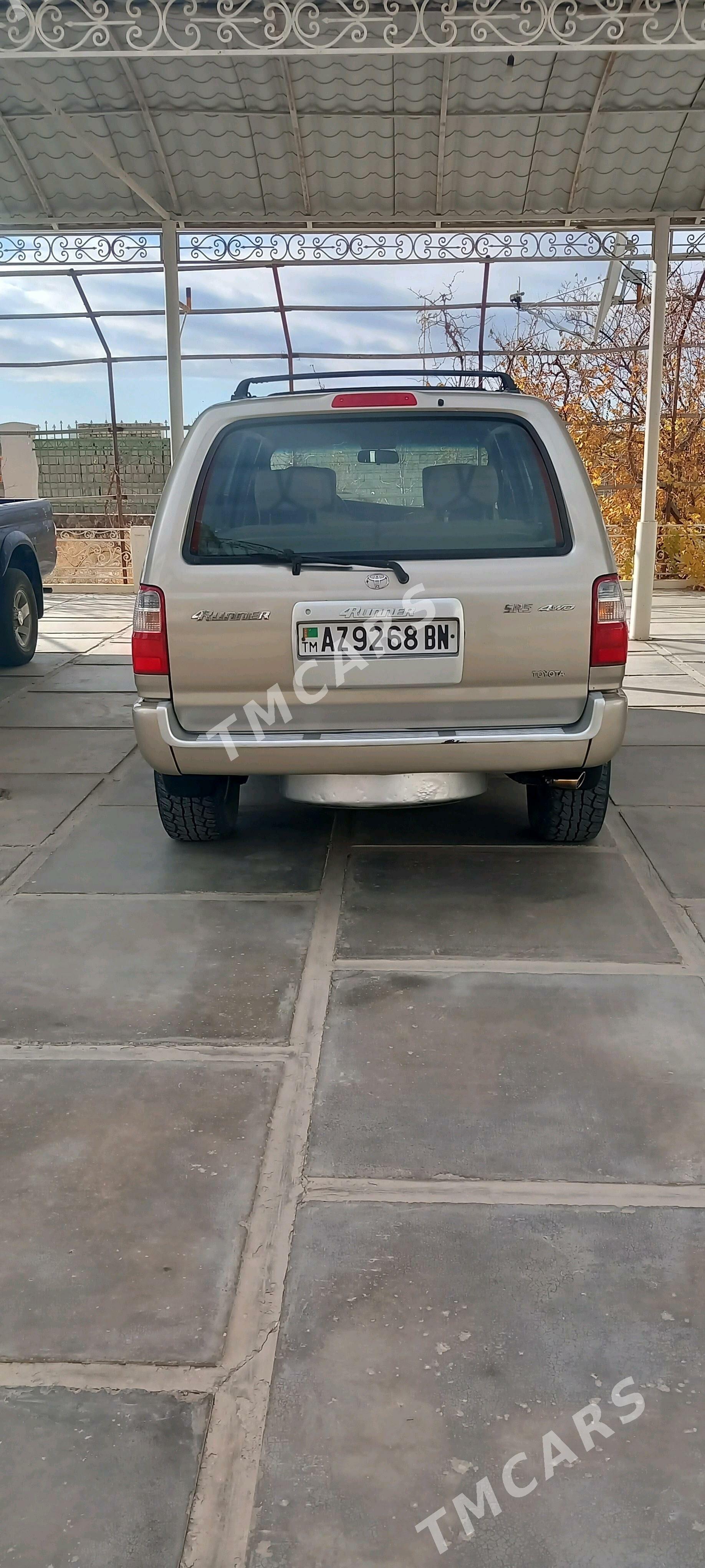 Toyota 4Runner 2002 - 200 000 TMT - Балканабат - img 4