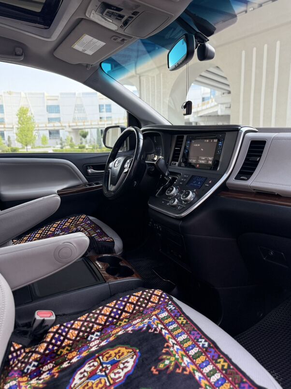 Toyota Sienna 2016 - 470 000 TMT - Ашхабад - img 9