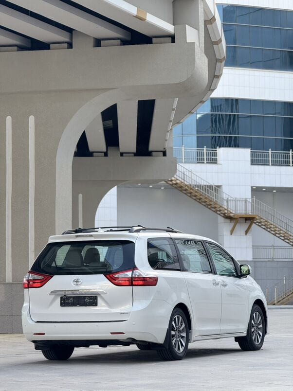 Toyota Sienna 2016 - 470 000 TMT - Ашхабад - img 7