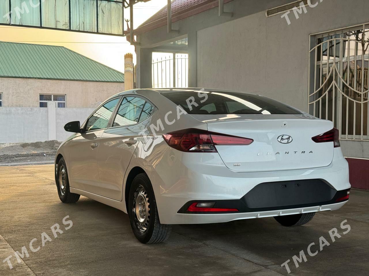 Hyundai Elantra 2020 - 254 000 TMT - Aşgabat - img 6