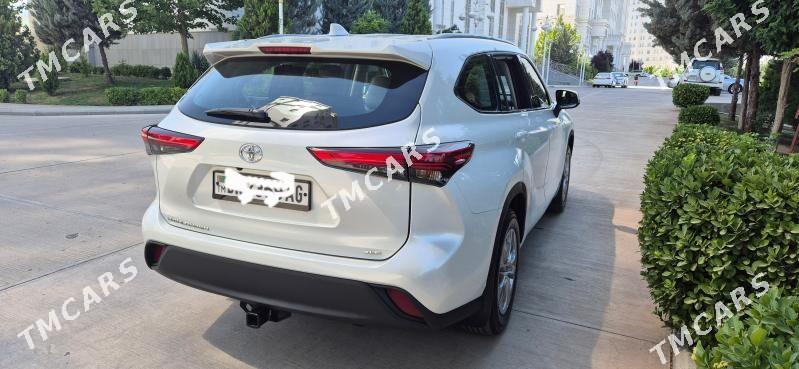 Toyota Highlander 2022 - 700 000 TMT - Çoganly - img 2