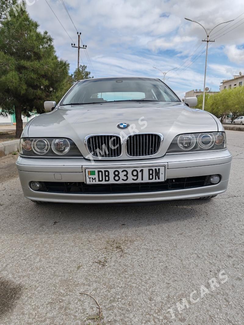 BMW 528 2002 - 135 000 TMT - Balkanabat - img 2