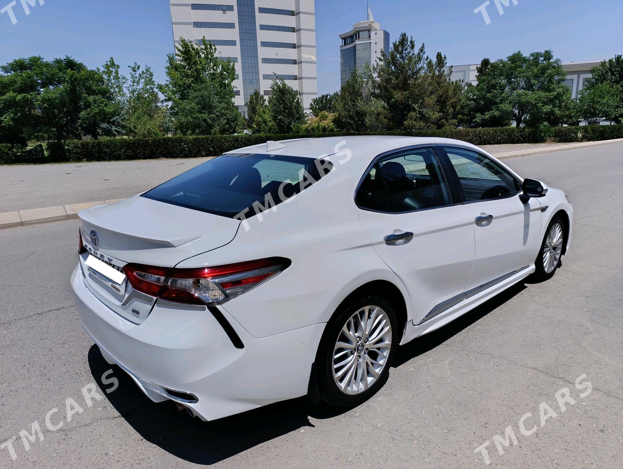 Toyota Camry 2019 - 295 000 TMT - Тязе заман - img 3