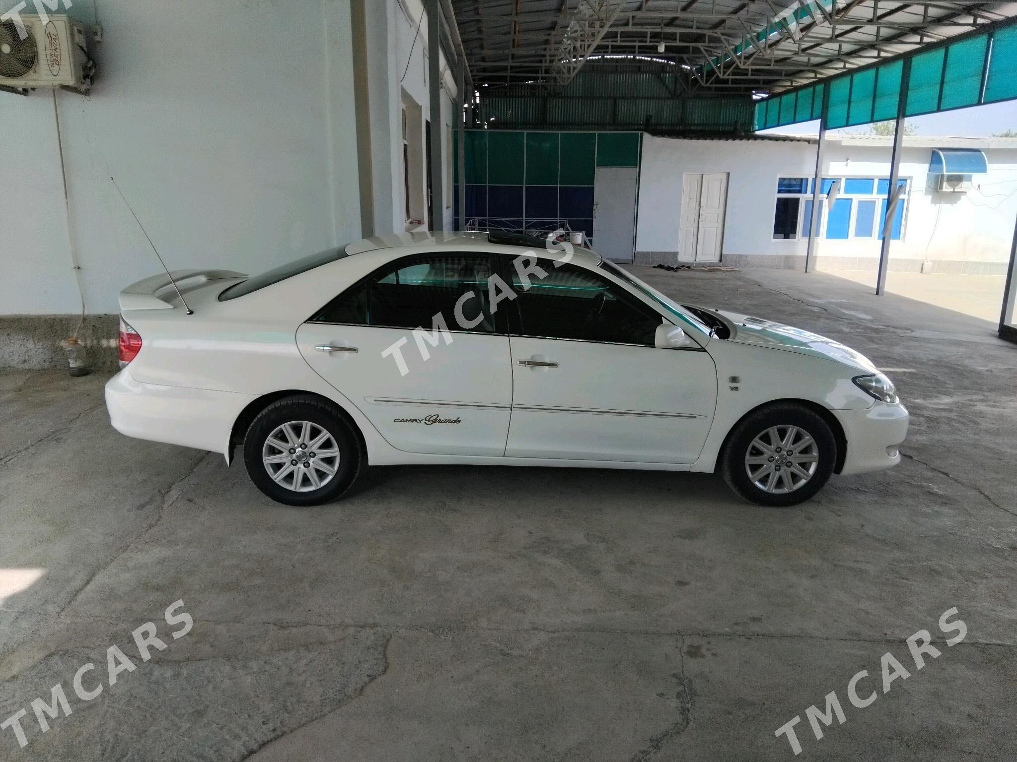 Toyota Camry 2005 - 210 000 TMT - Kaka - img 2