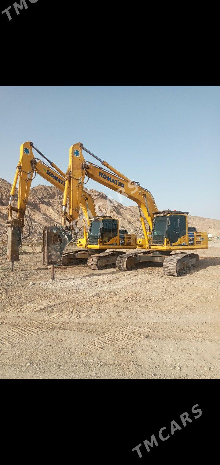 Komatsu PC360LC-11 2021 - 1 200 000 TMT - Балканабат - img 3