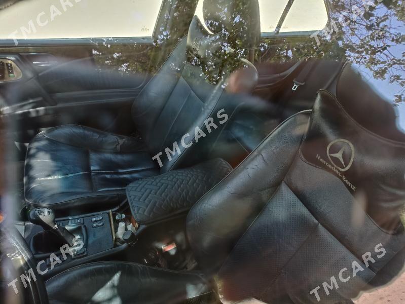 Mercedes-Benz E320 1996 - 70 000 TMT - Seýdi - img 4
