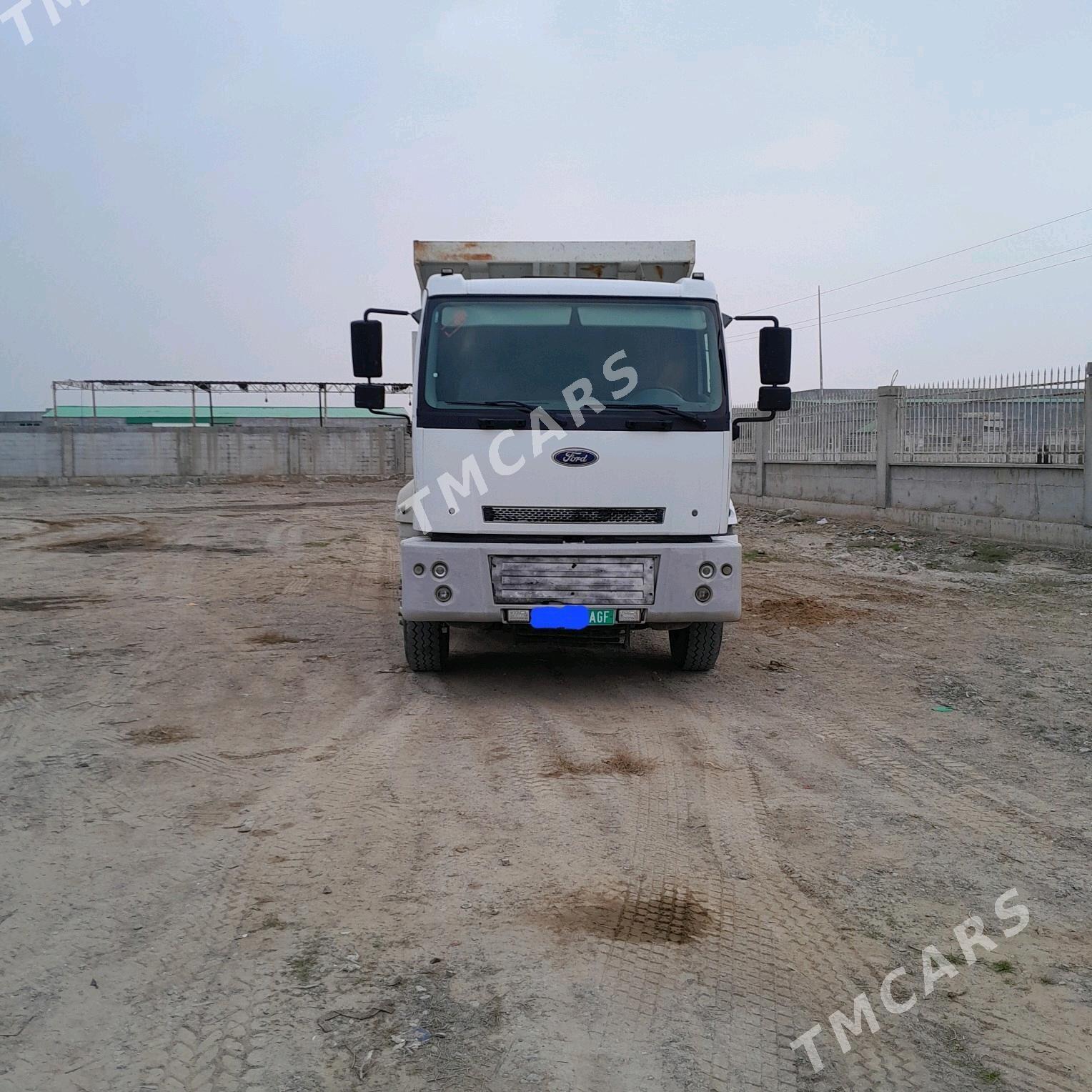 Ford Cargo 3535D 2010 - 440 000 TMT - Ашхабад - img 4