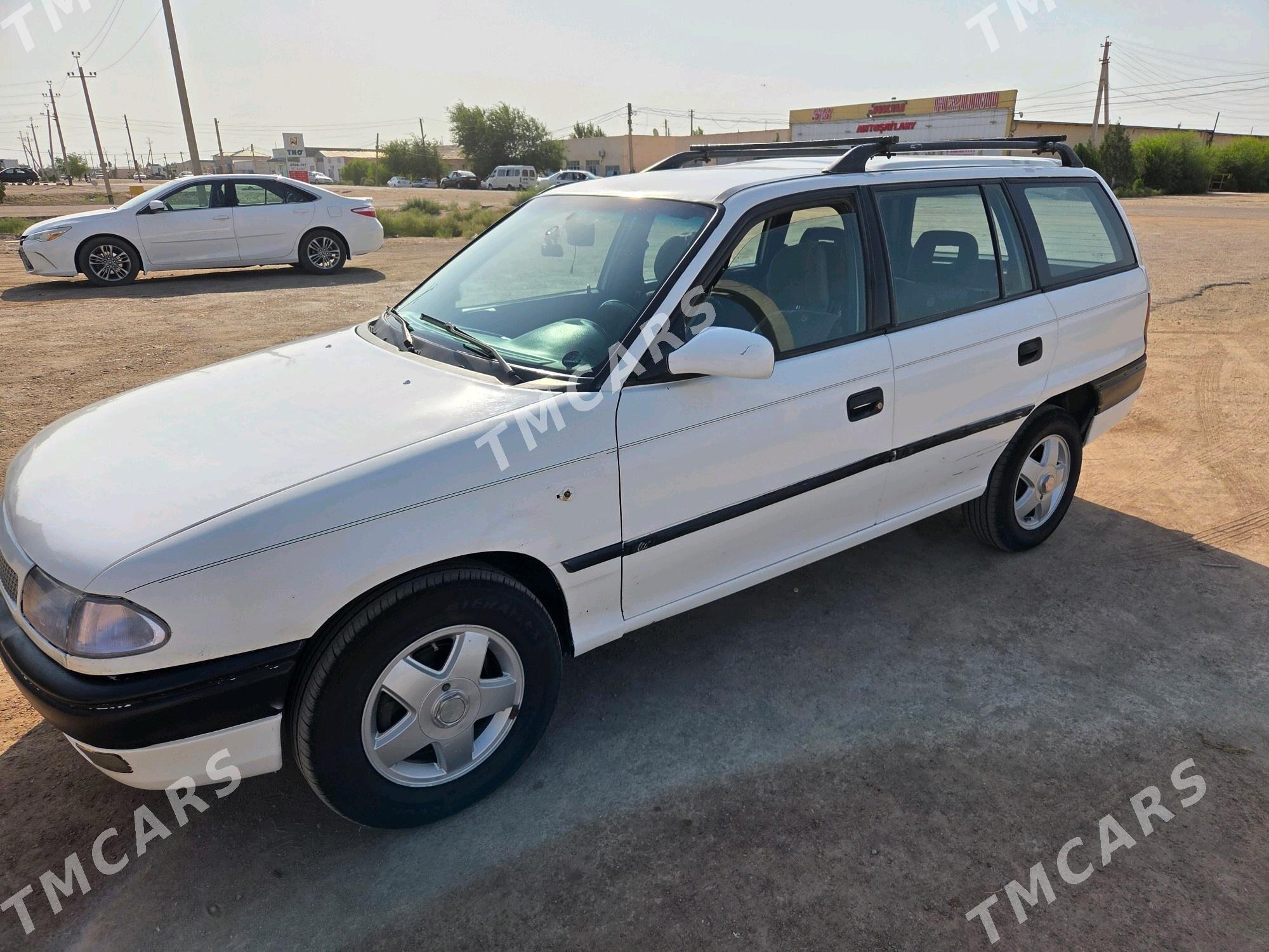 Opel Astra 1997 - 50 000 TMT - Губадаг - img 4