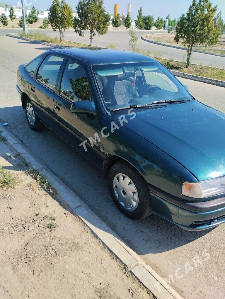 Opel Vectra 1994 - 45 000 TMT - Губадаг - img 3