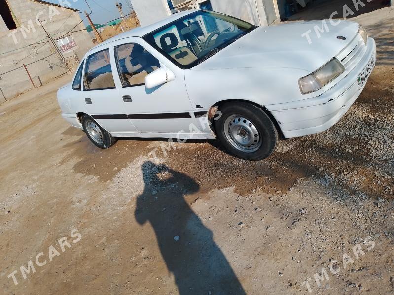 Opel Vectra 1992 - 28 000 TMT - Анев - img 3