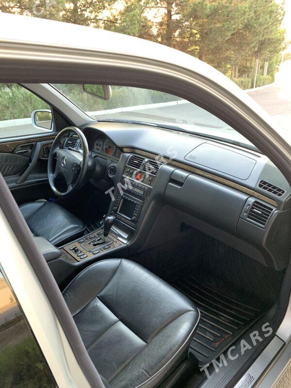 Mercedes-Benz E320 2000 - 220 000 TMT - Mary - img 3