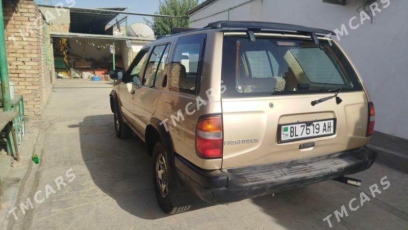 Nissan Pathfinder 1997 - 70 000 TMT - Bäherden - img 5