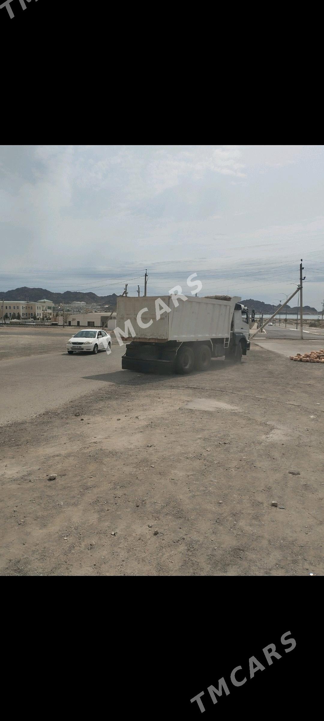 Mercedes-Benz ACTROS 3331 2007 - 600 000 TMT - Türkmenbaşy - img 4