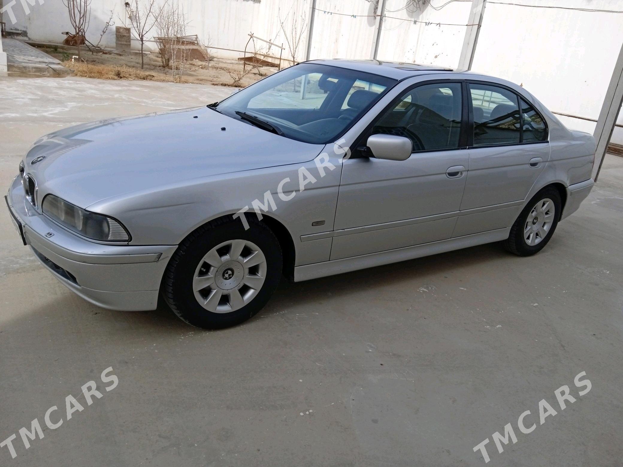 BMW E39 2002 - 90 000 TMT - Balkanabat - img 4