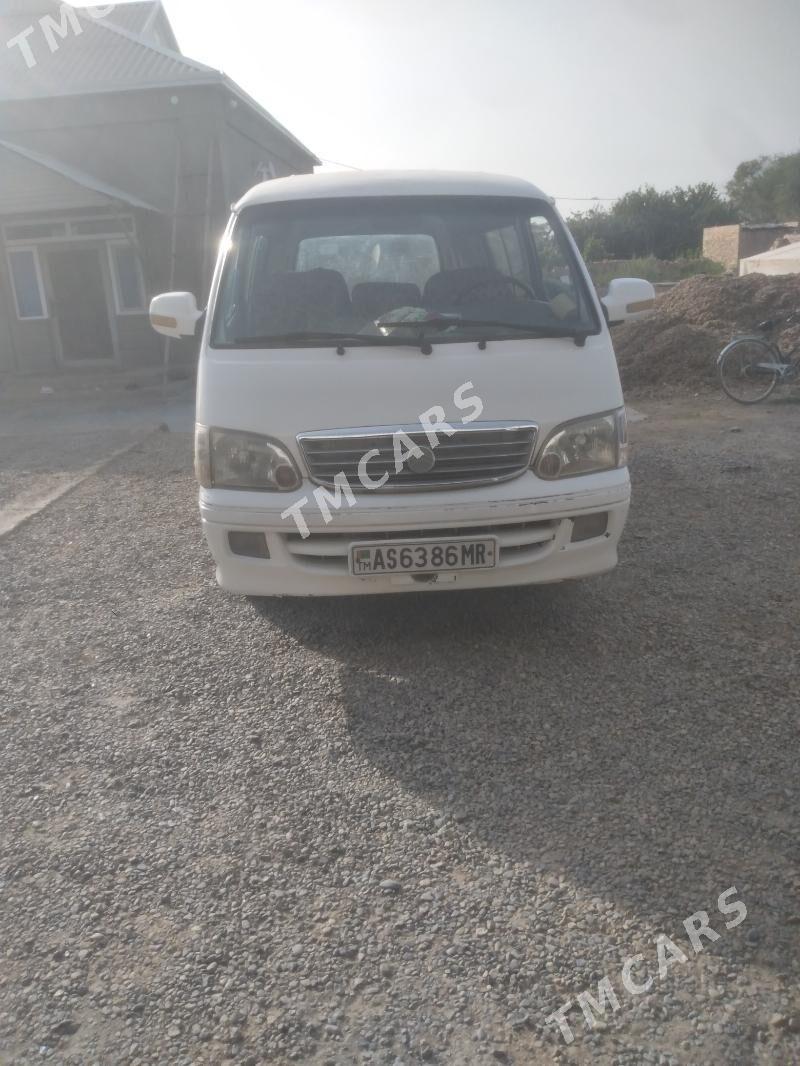 Toyota Hiace 2009 - 85 000 TMT - Мары - img 5