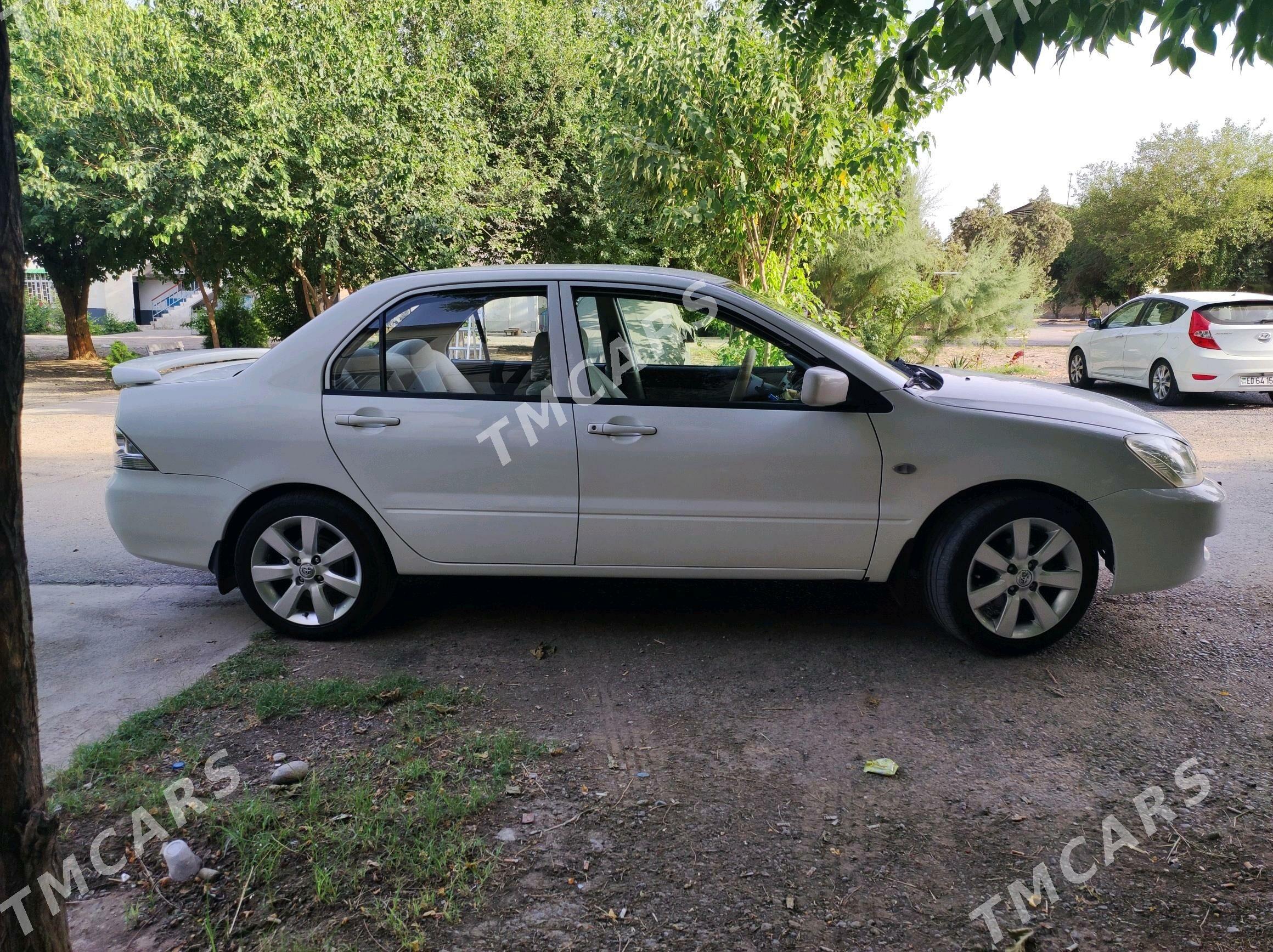 Mitsubishi Lancer 2009 - 120 000 TMT - Büzmeýin - img 4