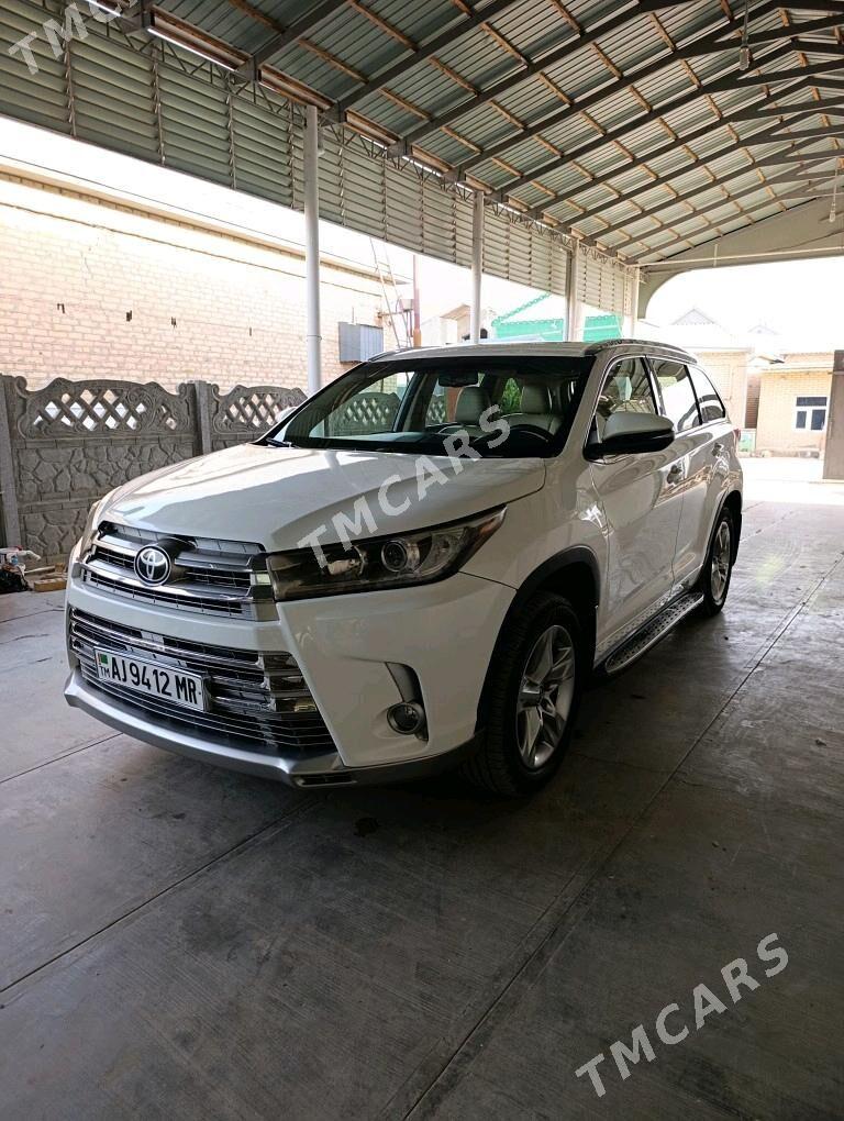 Toyota Highlander 2016 - 360 000 TMT - Sakarçäge - img 5