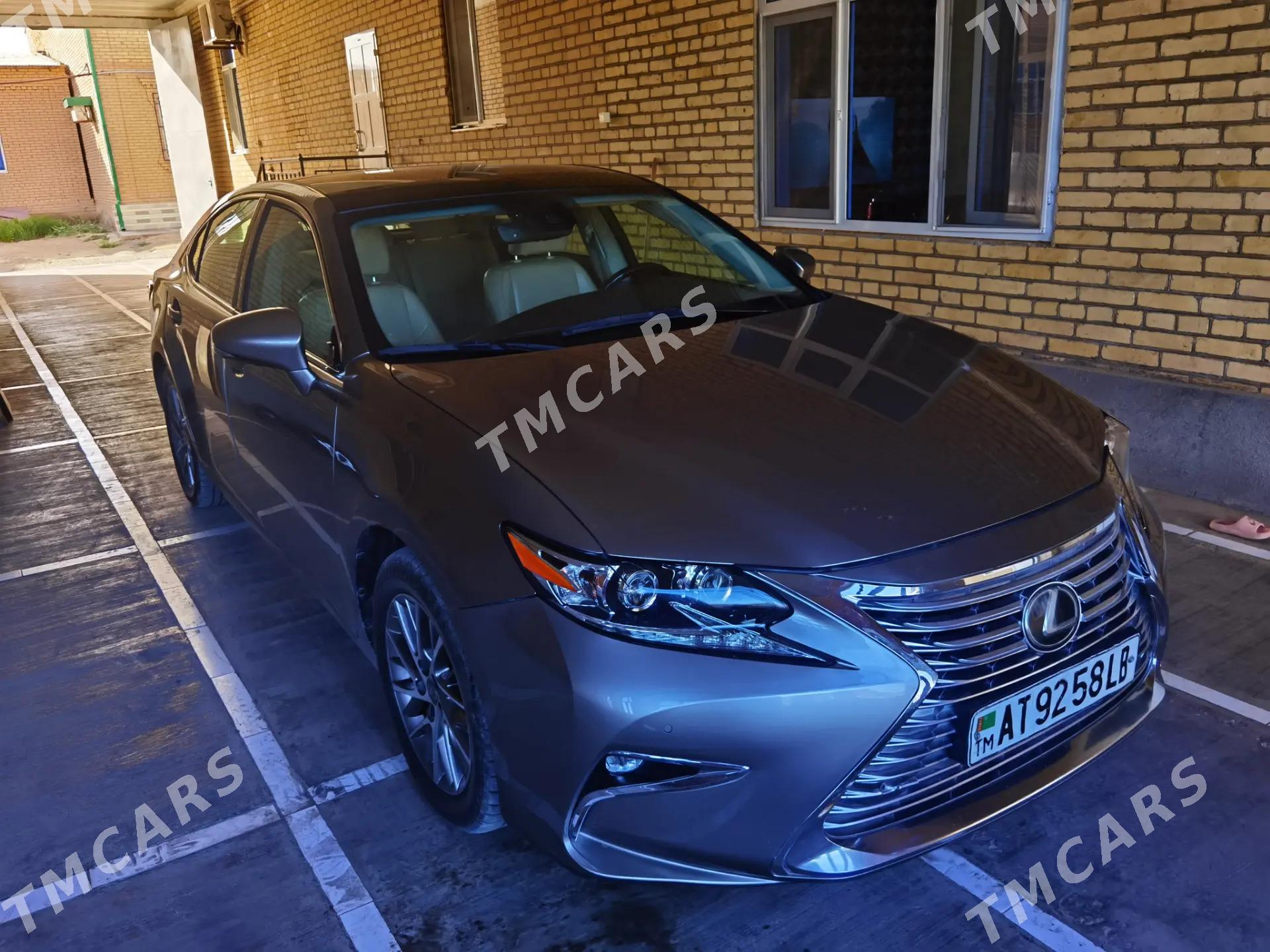Lexus ES 350 2017 - 440 000 TMT - Чарджоу - img 2