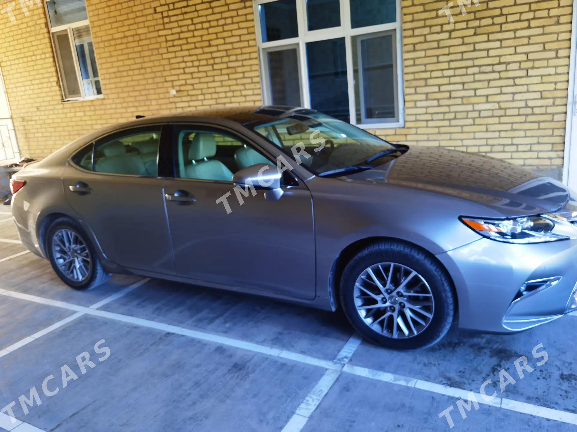Lexus ES 350 2017 - 440 000 TMT - Чарджоу - img 3
