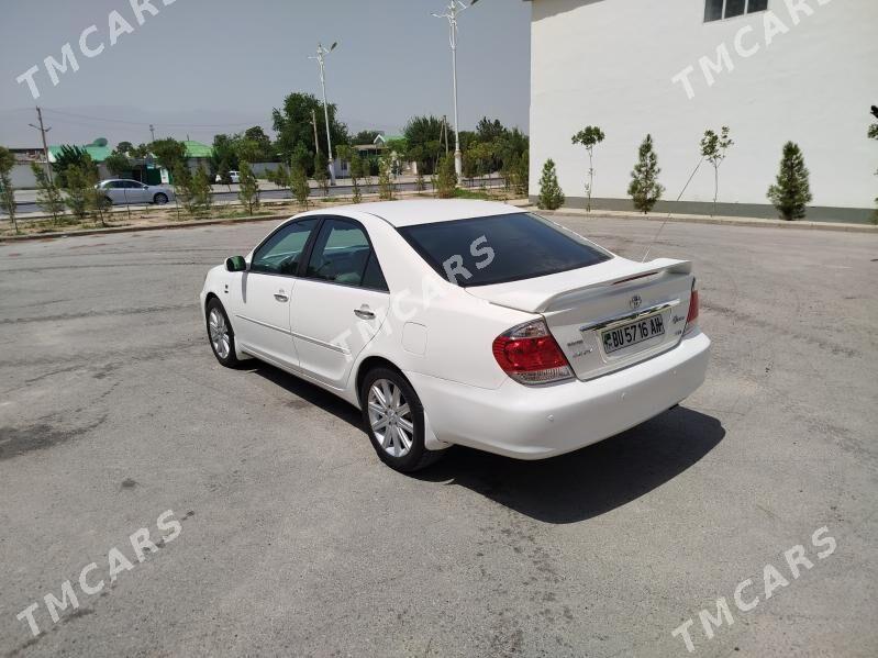 Toyota Camry 2005 - 150 000 TMT - Бедев - img 4