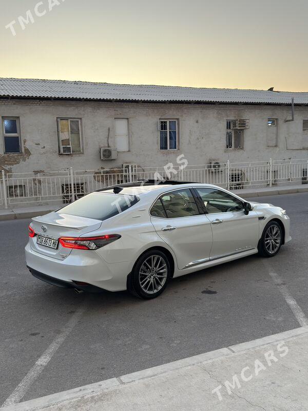Toyota Camry 2022 - 570 000 TMT - Мары - img 4
