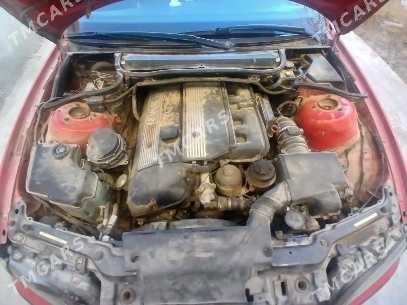 BMW E46 2002 - 65 000 TMT - Дашогуз - img 4