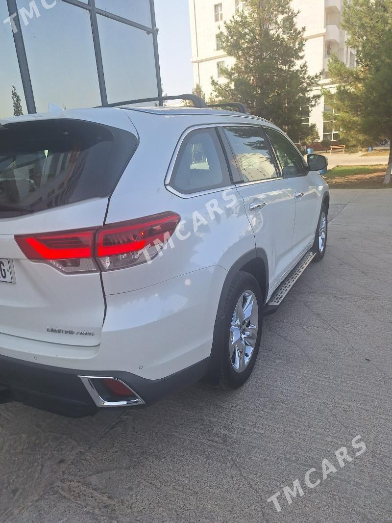 Toyota Highlander 2017 - 520 000 TMT - Ашхабад - img 4