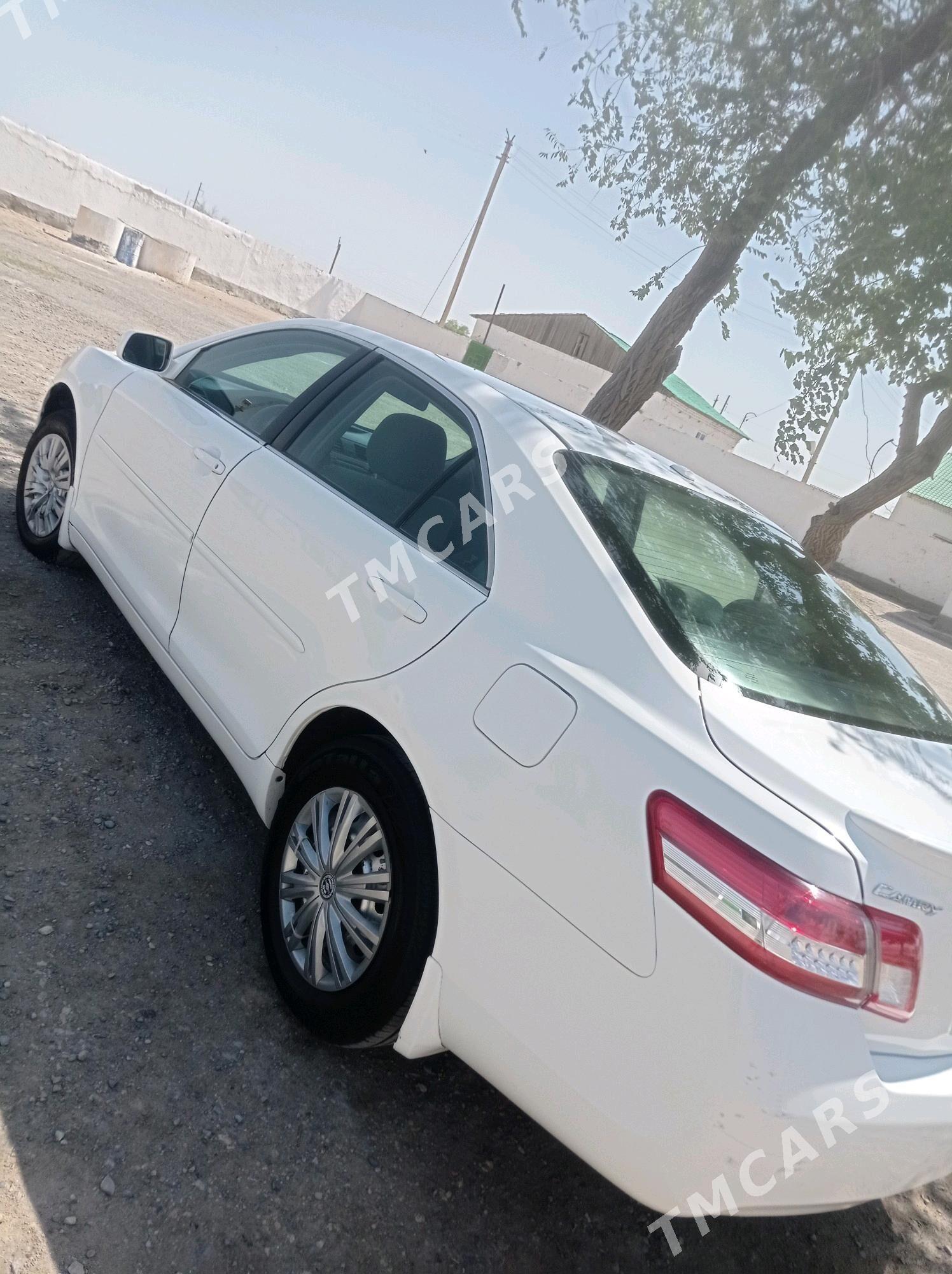 Toyota Camry 2011 - 170 000 TMT - Gazojak - img 3