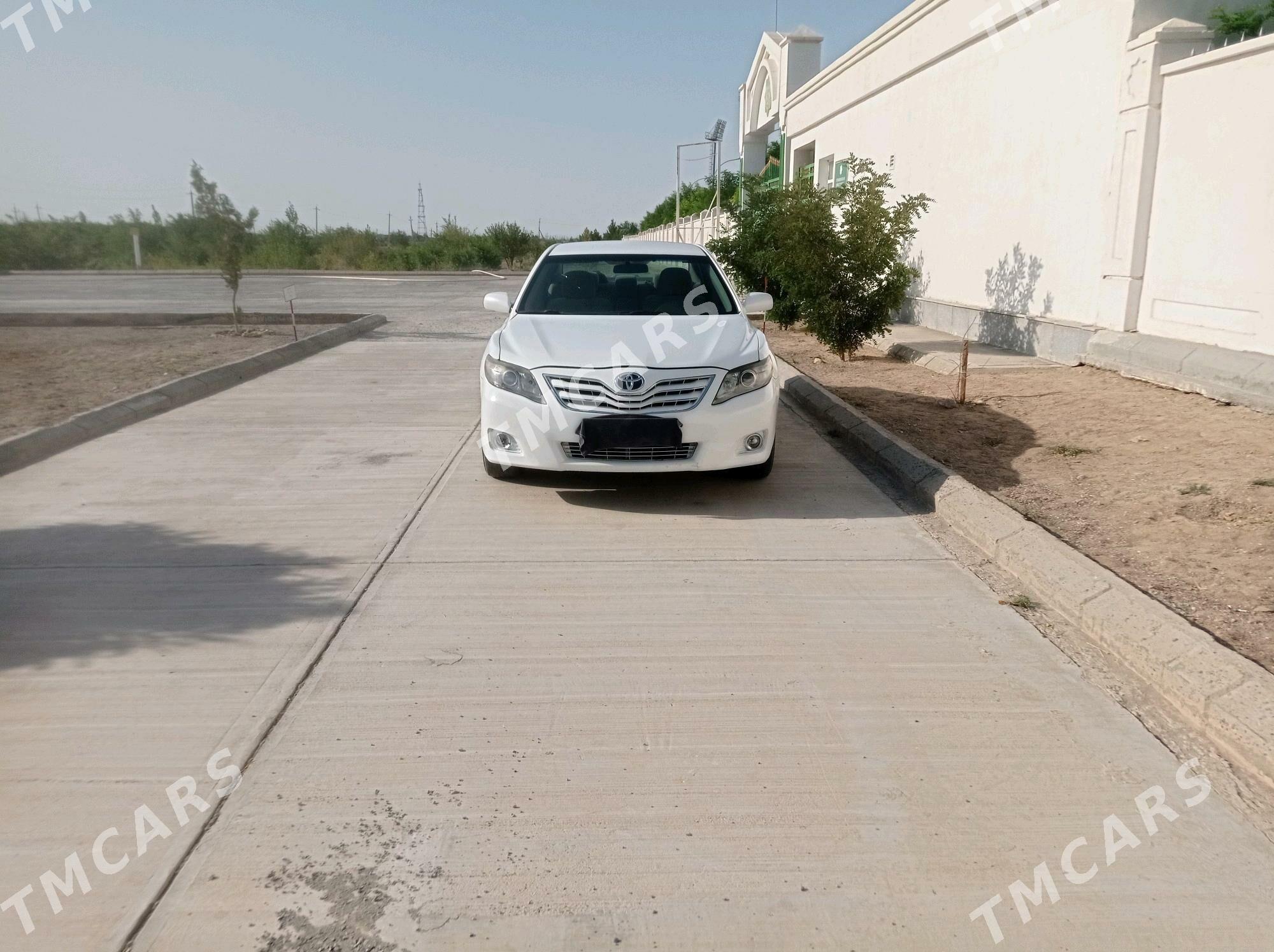 Toyota Camry 2011 - 170 000 TMT - Gazojak - img 4