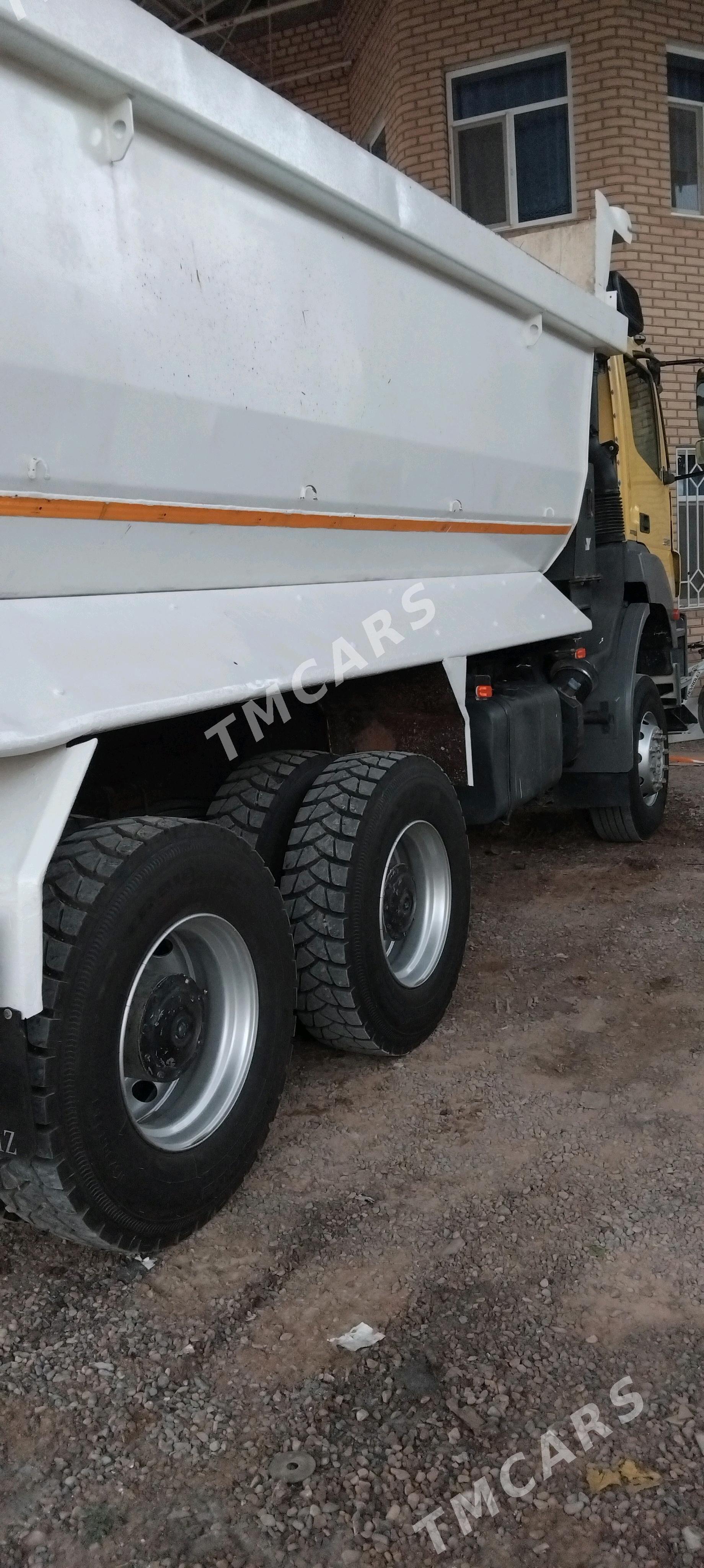 Mercedes-Benz ACTROS 3331 2013 - 700 000 TMT - "Altyn Asyr" Gündogar bazary (Jygyllyk) - img 3