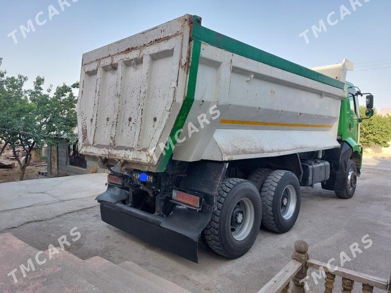 Ford Cargo 3535D 2013 - 6 700 000 TMT - Бузмеин - img 8