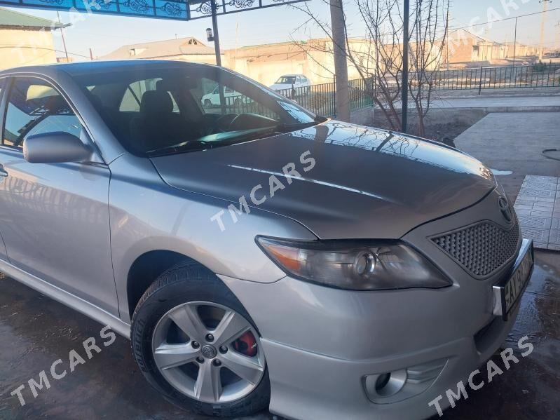 Toyota Camry 2011 - 200 000 TMT - Şabat etr. - img 2