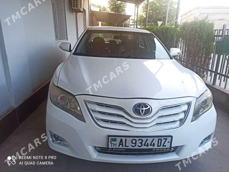 Toyota Camry 2010 - 140 000 TMT - Дашогуз - img 4
