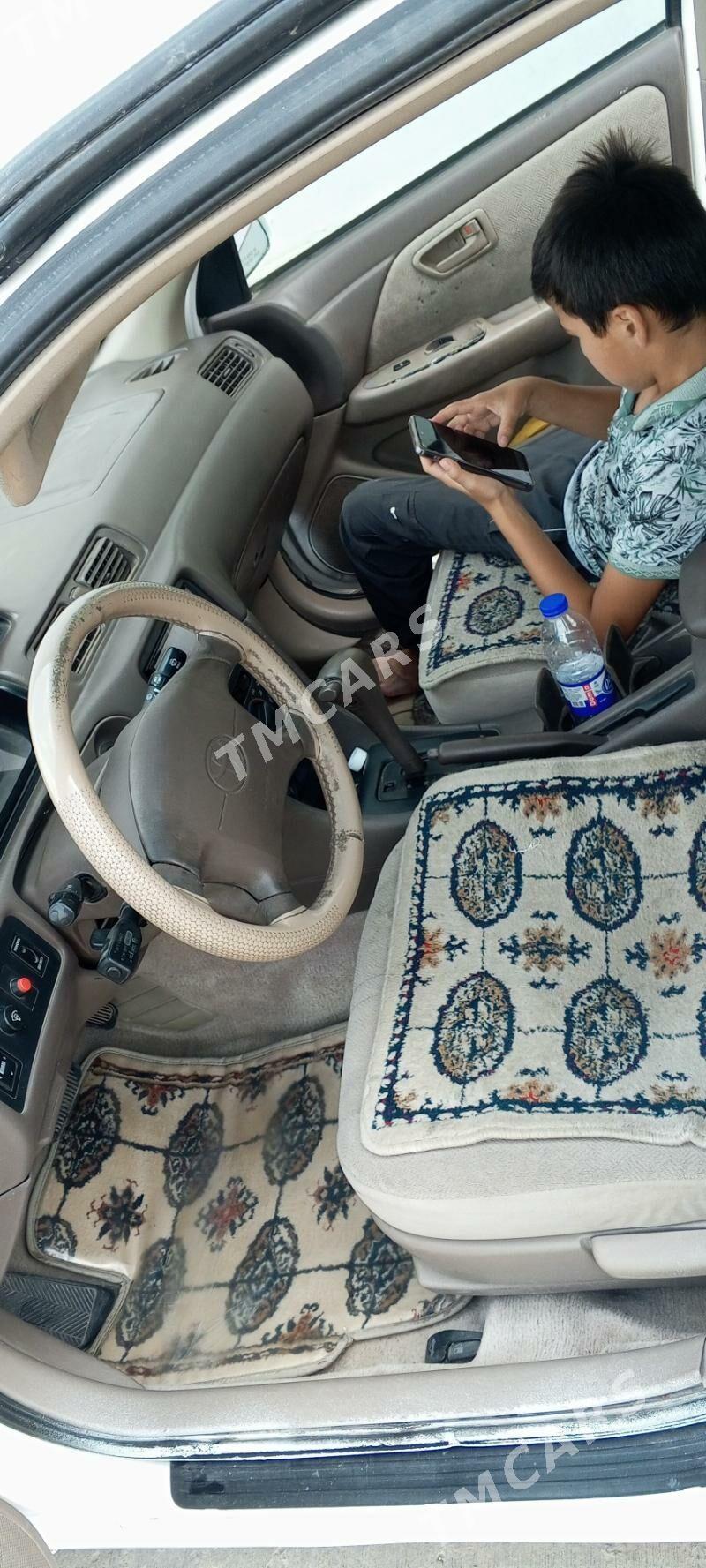 Toyota Camry 1999 - 125 000 TMT - Daşoguz - img 6