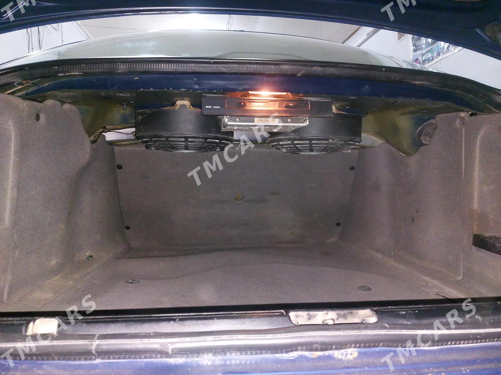 BMW 525 2002 - 105 000 TMT - Дянев - img 3