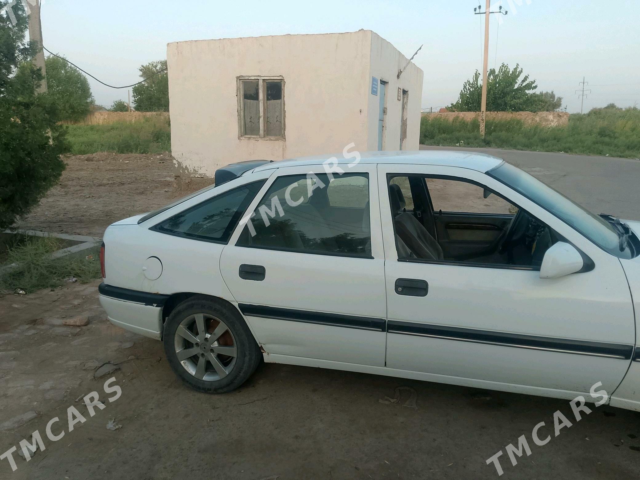 Opel Vectra 1995 - 33 000 TMT - Шабатский этрап - img 3