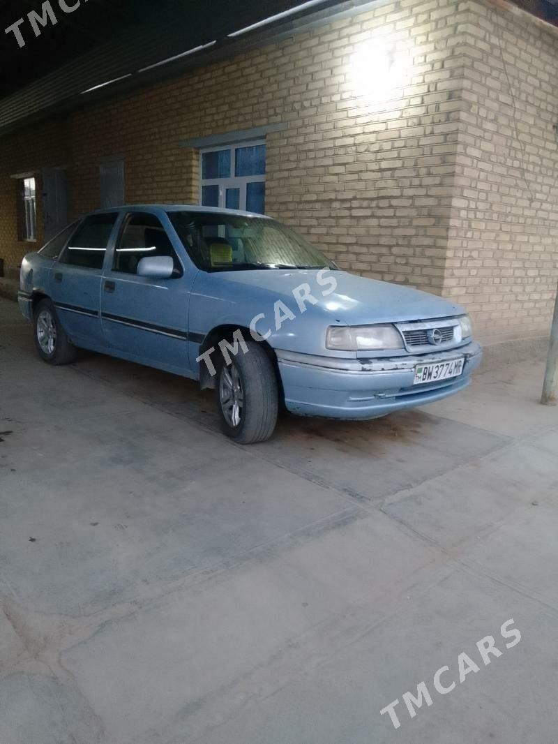 Opel Vectra 1989 - 18 000 TMT - Mary - img 3