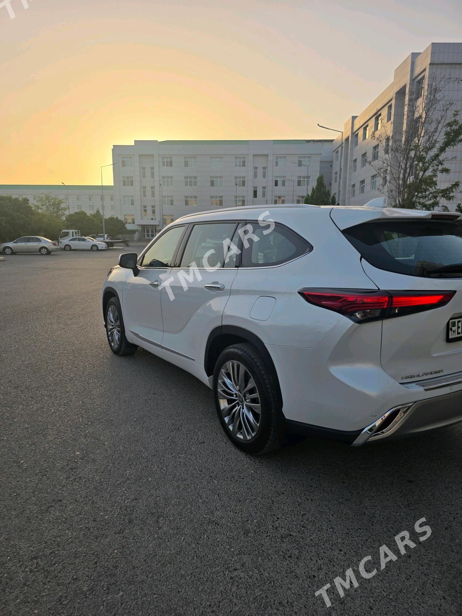 Toyota Highlander 2021 - 620 000 TMT - Aşgabat - img 3