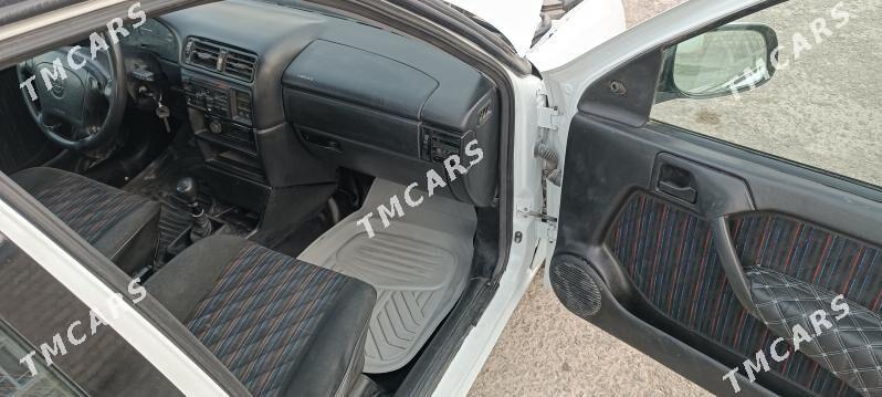 Opel Vectra 1993 - 42 000 TMT - Gyzylarbat - img 2