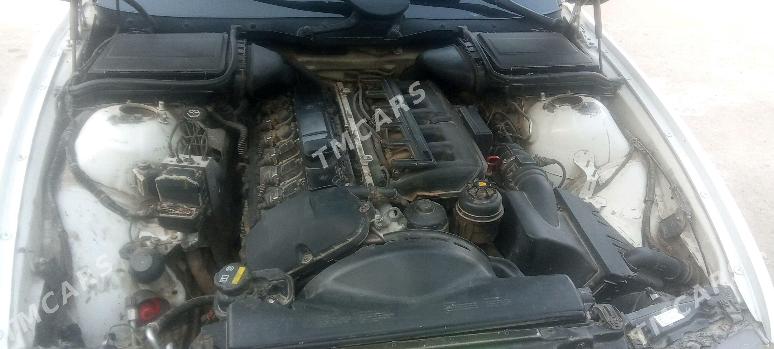 BMW 528 2003 - 90 000 TMT - Туркменабат - img 5