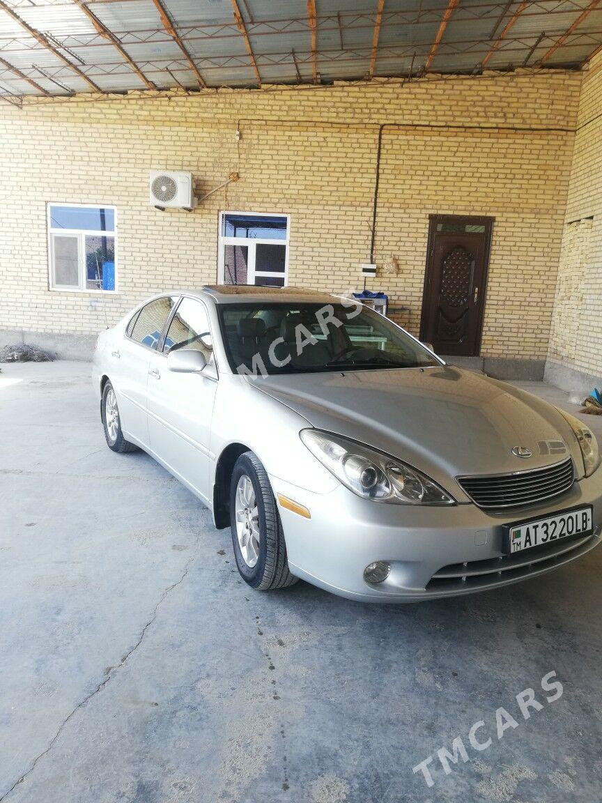 Lexus ES 330 2004 - 175 000 TMT - Дянев - img 4