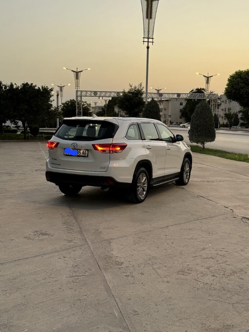 Toyota Highlander 2019 - 475 000 TMT - Aşgabat - img 6